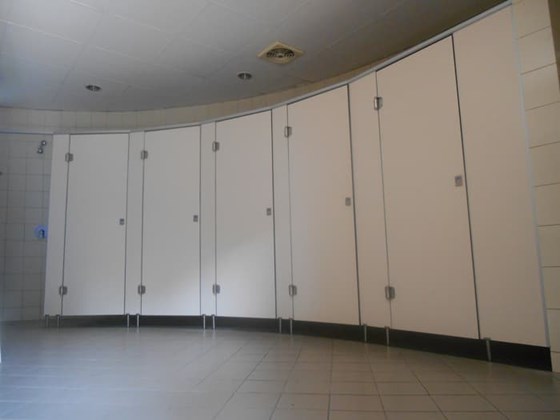 Website: Toilet Cubicle